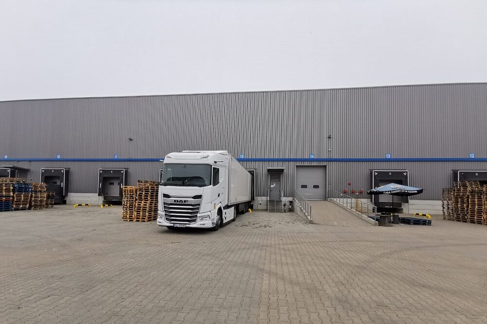 Unijne regulacje i zmiany klimatyczne – jak logistyka chłodnicza adaptuje się do nowych realiów?